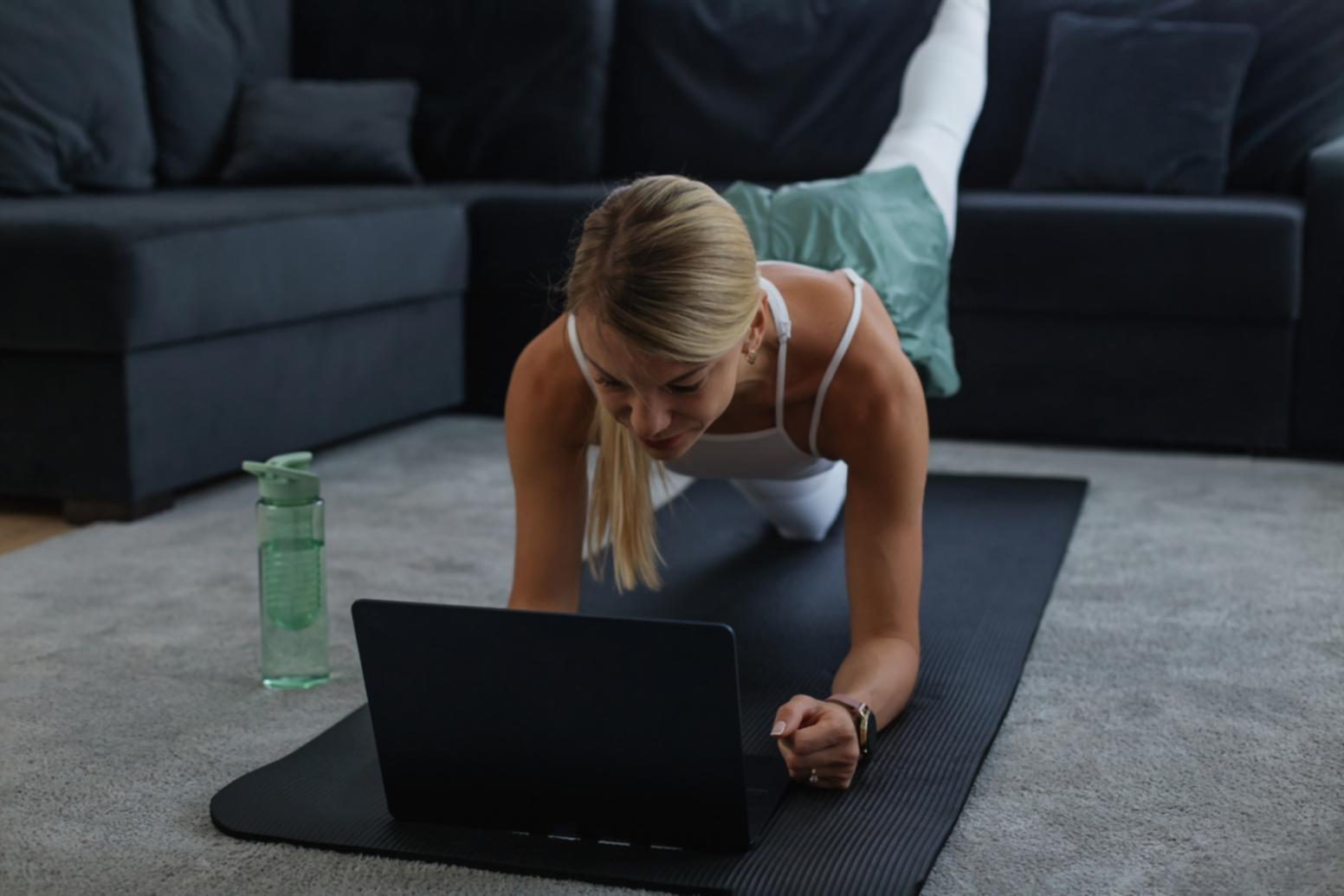 Yoga Gratuito vs Clases Pagas: ¿Vale la Pena el Gasto?